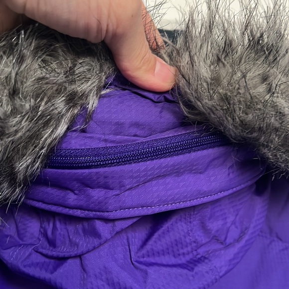 Vivid purple Columbia down Omni-heat jacket-small- removable hood- removable fur - Picture 11 of 14